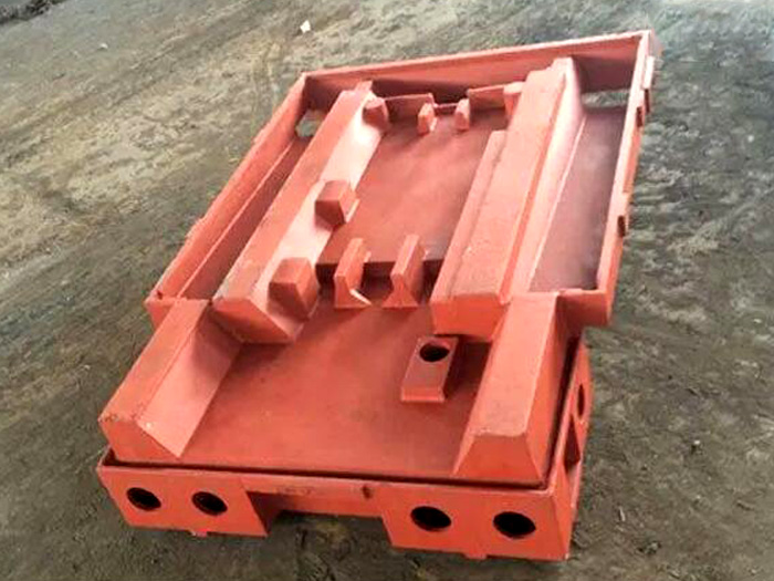 <a href='/jczj.html'>大型鑄鐵件</a>，大型鑄鋼件，機(jī)床鑄件